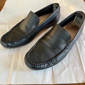 Frye Lewis Venetian Loafer size 9.